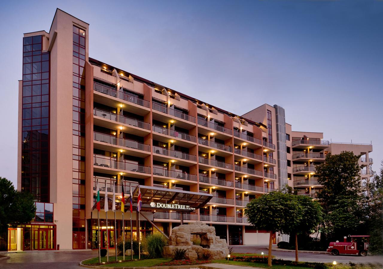 DoubleTree by Hilton Varna - Golden Sands 4*